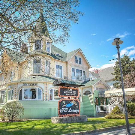 M&M Victorian Bed And Breakfast Marinette Eksteriør billede