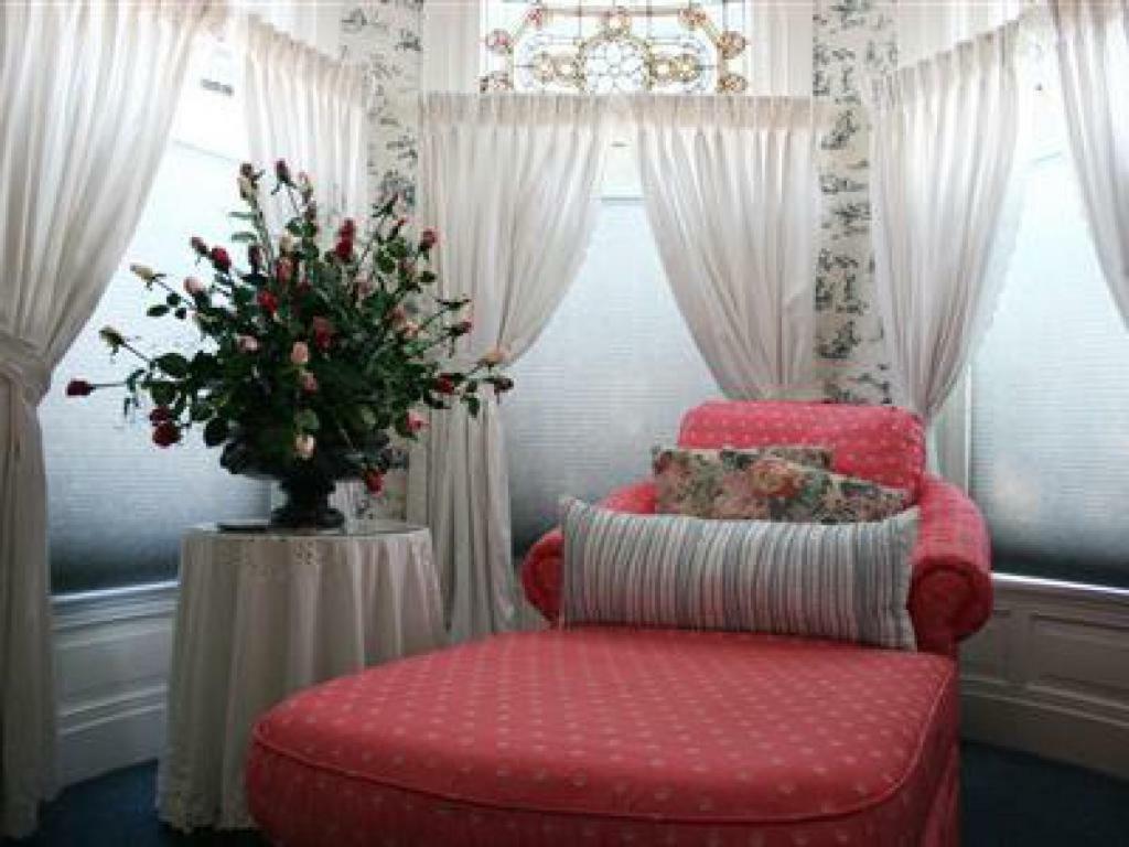 M&M Victorian Bed And Breakfast Marinette Eksteriør billede